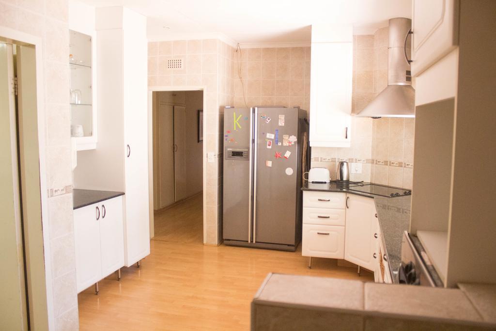 Khuvena Guesthouse ランドバーグ エクステリア 写真