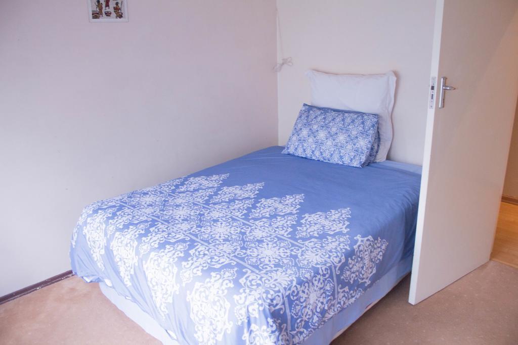 Khuvena Guesthouse ランドバーグ エクステリア 写真