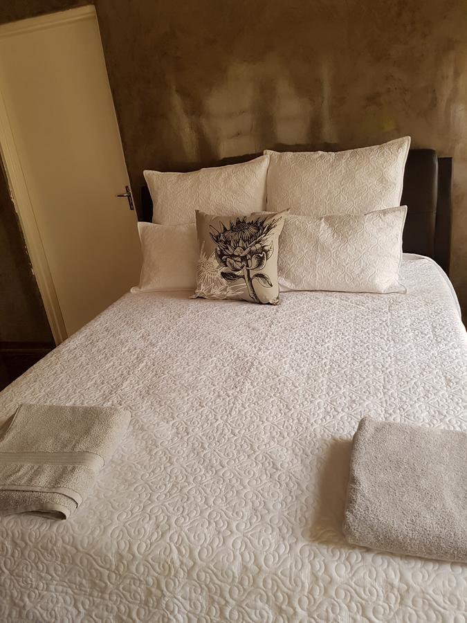Khuvena Guesthouse ランドバーグ エクステリア 写真