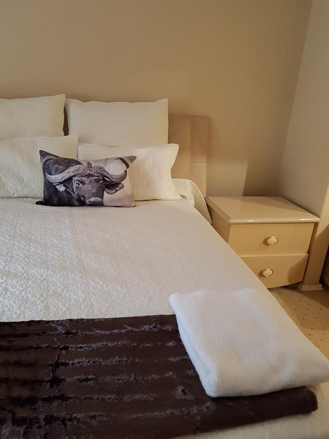 Khuvena Guesthouse ランドバーグ エクステリア 写真