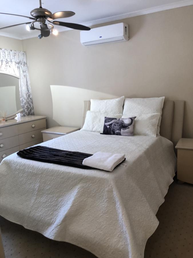 Khuvena Guesthouse ランドバーグ エクステリア 写真