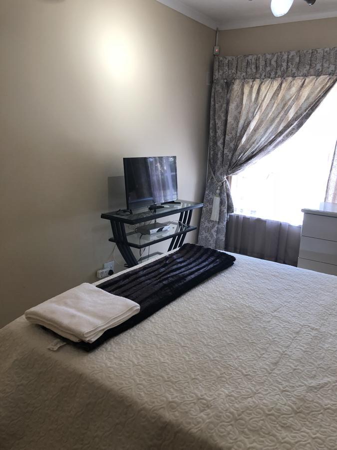 Khuvena Guesthouse ランドバーグ エクステリア 写真