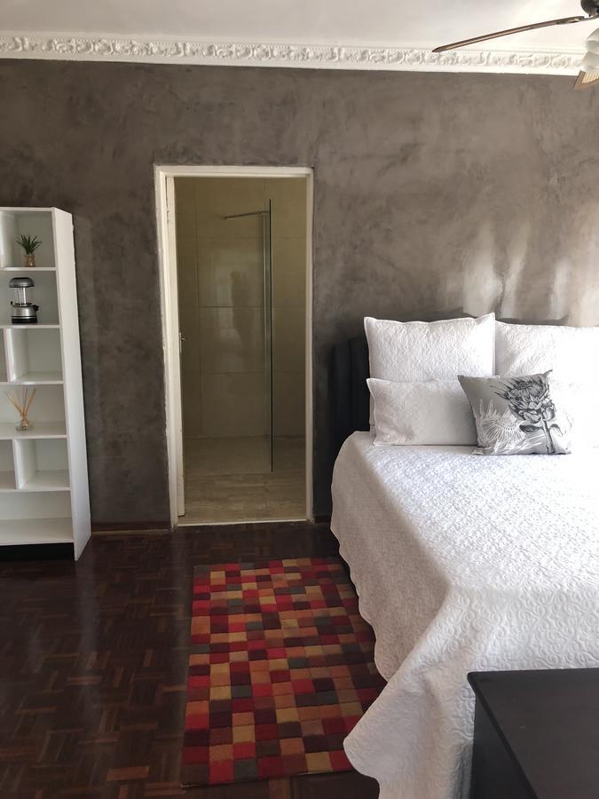 Khuvena Guesthouse ランドバーグ エクステリア 写真