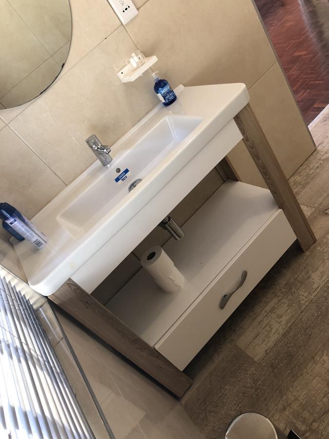 Khuvena Guesthouse ランドバーグ エクステリア 写真